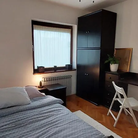 Cosy Flat On Flurishing Urban Homestead Apartman Zadar
